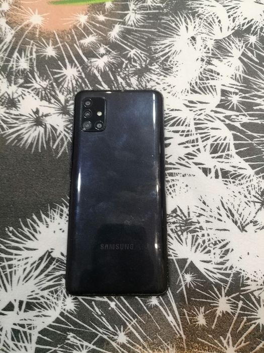 Продам Samsung A51