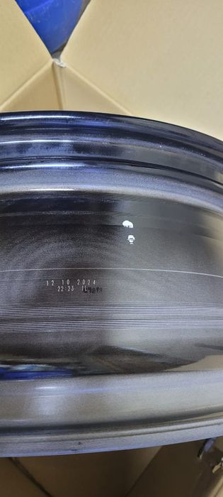 Диск на Camry 80