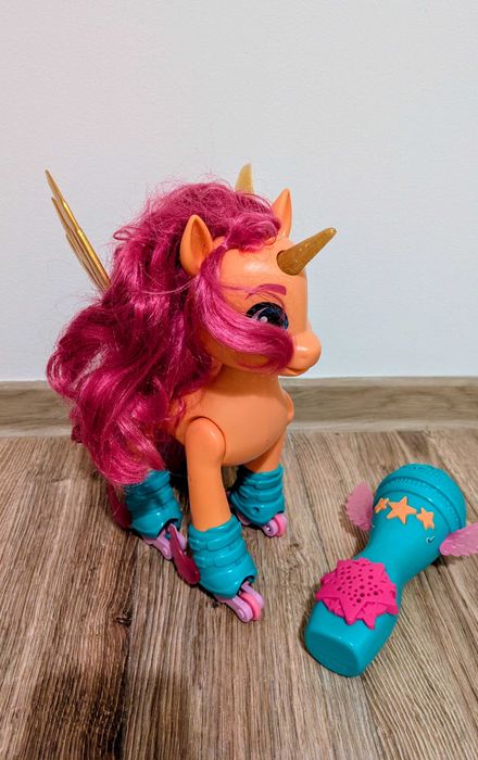 My little pony -Sunny Starscout , jucarie interactiva