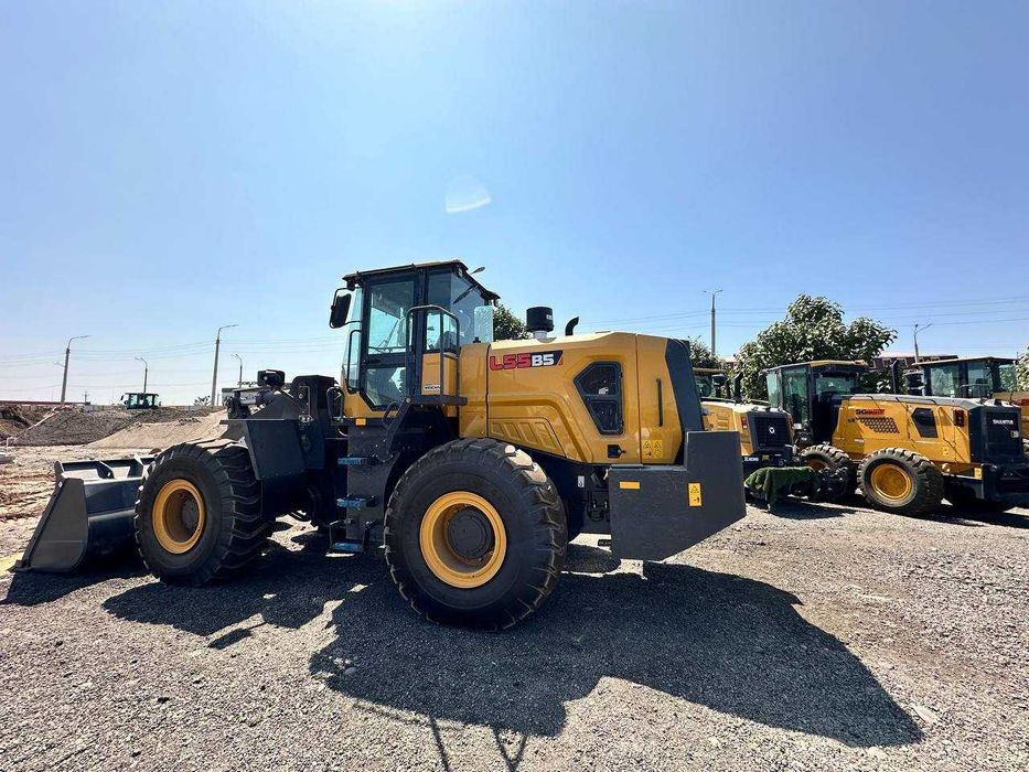 Фронтальный погрузчик SHANTUI L55-B5 (3 куб)  в рассрочку Ташкенте