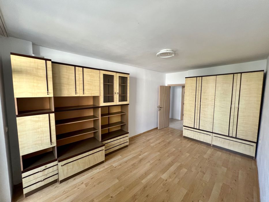 Дава се под наем Тристаен апартамент в Бургас, Лазур - 110 кв.м за 510 € - Снимка #3