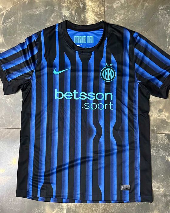 Домакински екип Интер, Inter 25/26 Jersey