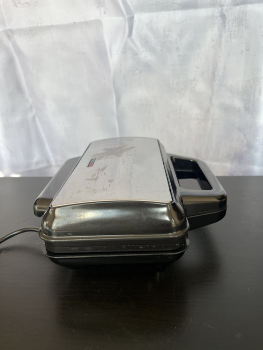 Гофретник Tristar waffle fries - като нов