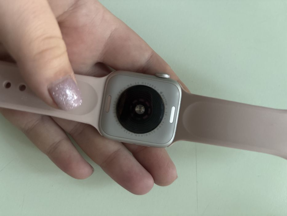 Смарт-часы Apple Watch SE 2 Gen (2022) 40 мм midnight