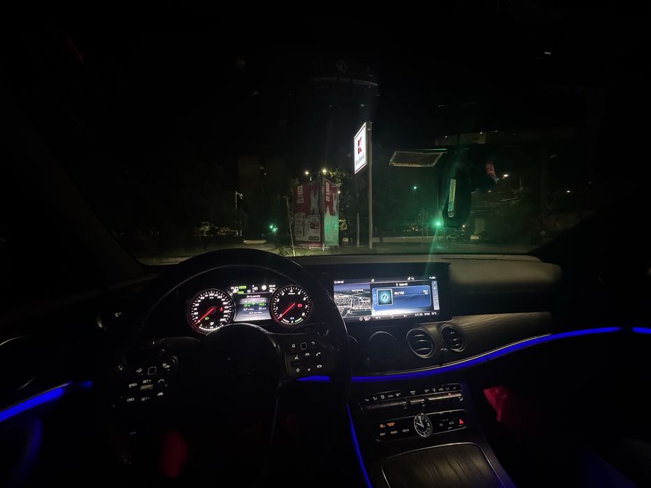 E300e / 320 cp / pachet AMG/ istoric / cam 360 / Ambientale