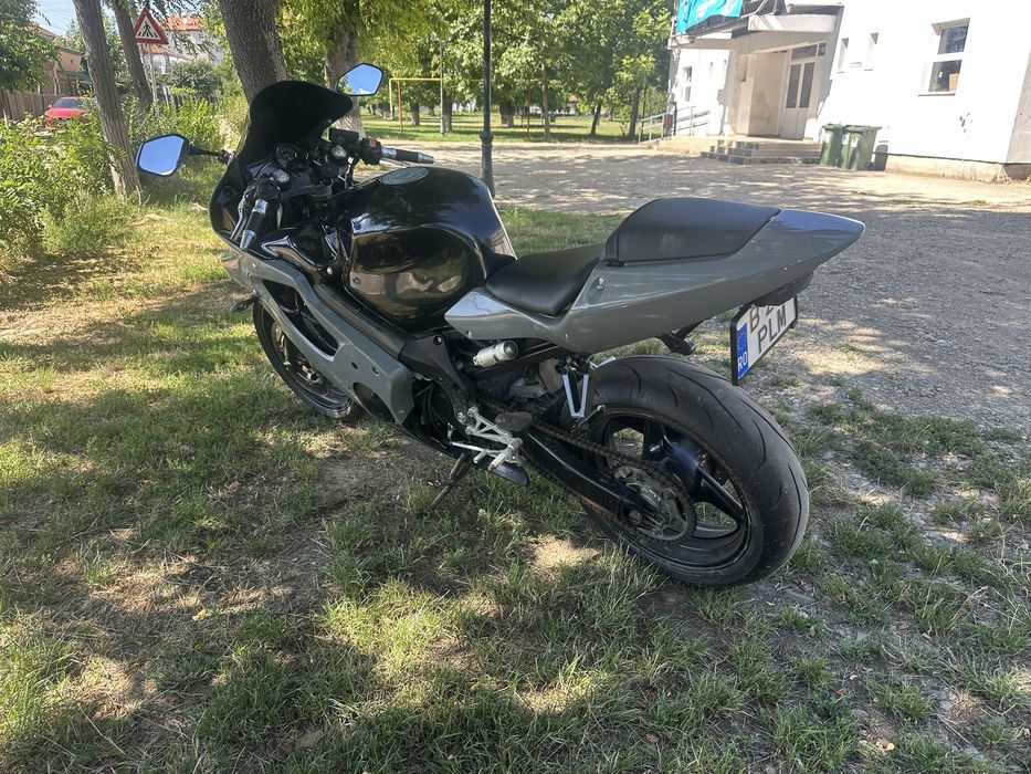 HONDA CBR 600 F4 2004