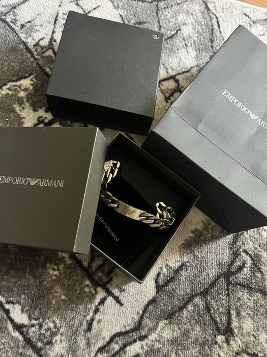 Гривна Emporio Armani с кутия – отлично състояние