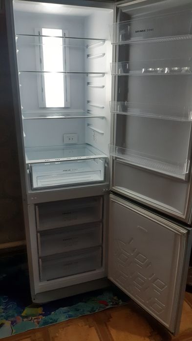 Холодильник бирюса