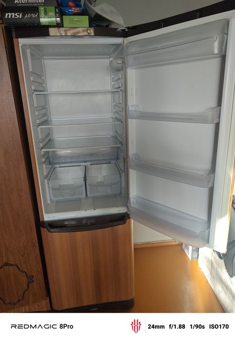 Холодильник INDESIT