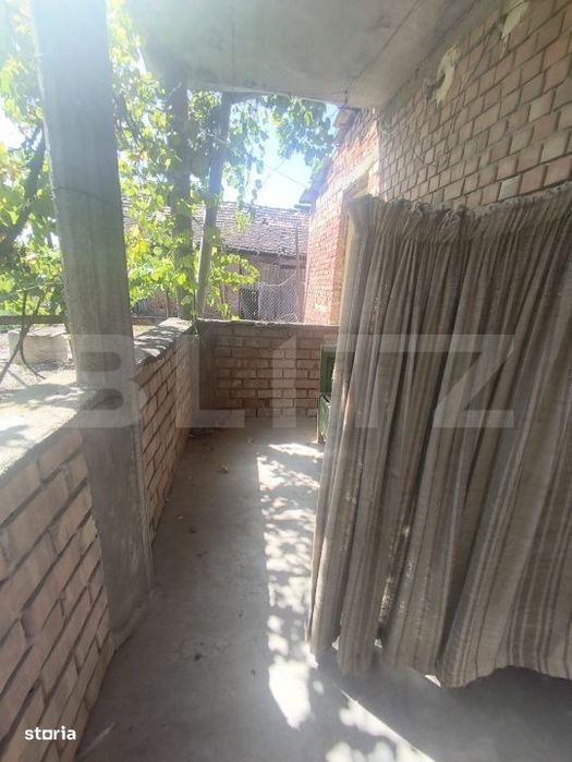 Casa de vanzare, 98 mp, zona Razboieni Cetate