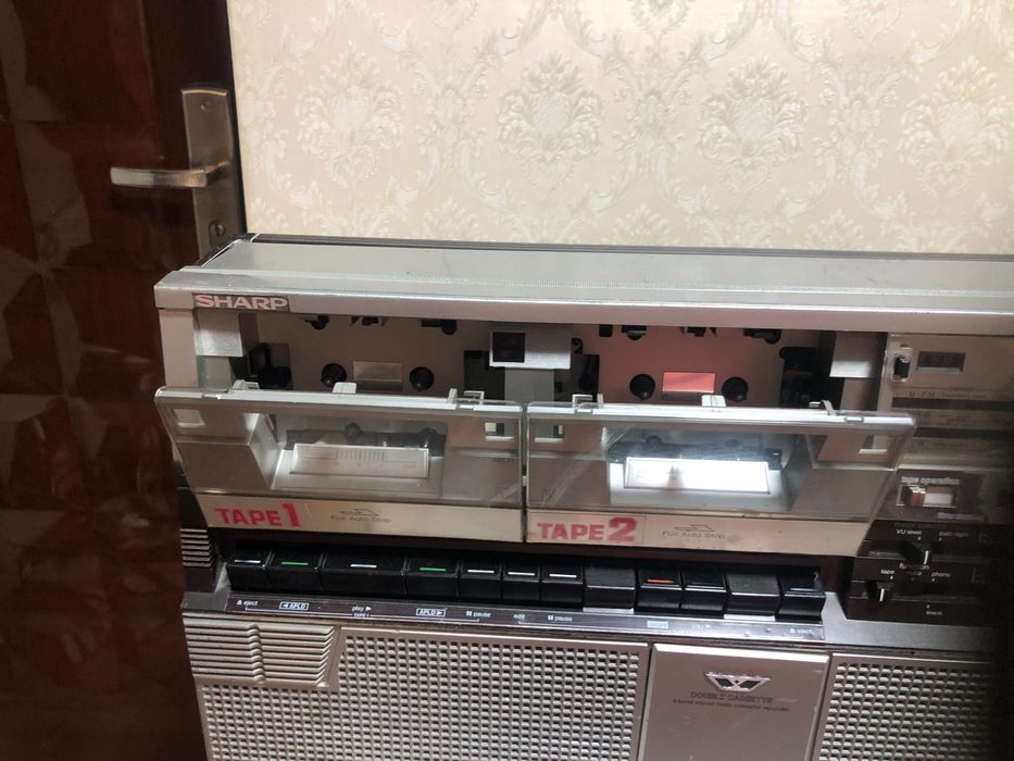 Vintige stéréo radio casetofon sharp GF 555