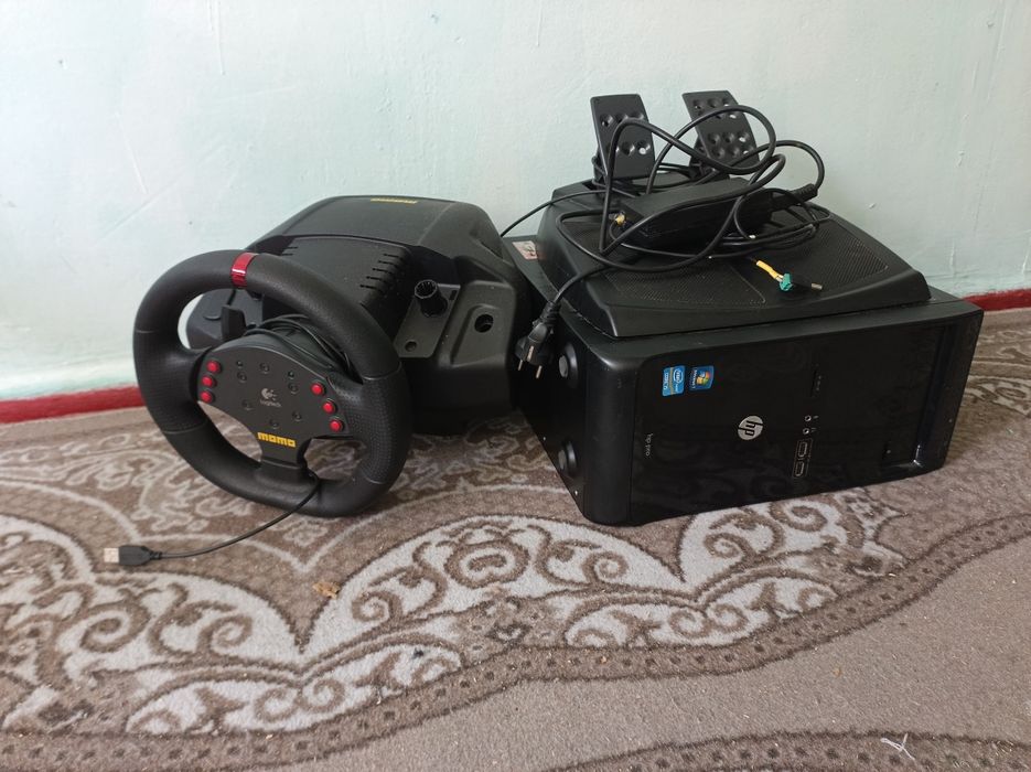Игровой руль logitech momo racing
