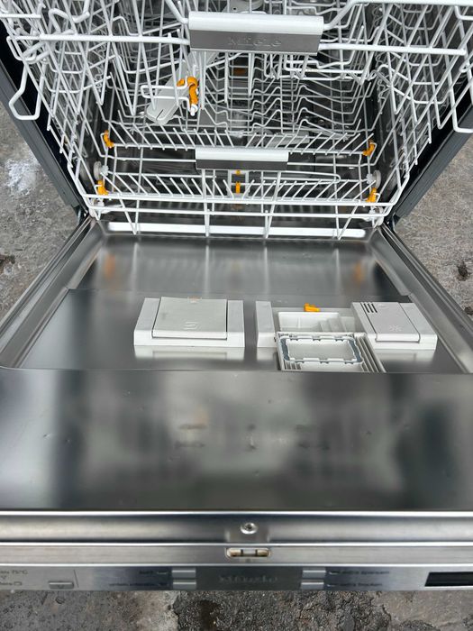 Съдомиялна Miele 60 см G6577SCVi XXL | BrilliantLight| 14 комплекта | Auto Open