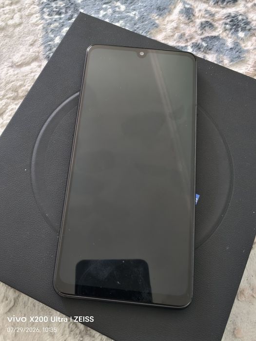 Galaxy a33 yaxshi holatda