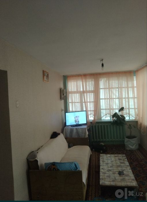 Uy sotiladi Oqqovoq 2 avtobaza