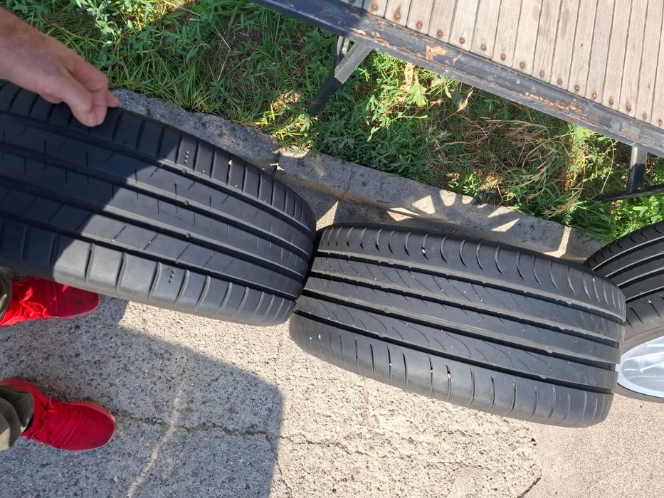 Диски с шинами продам