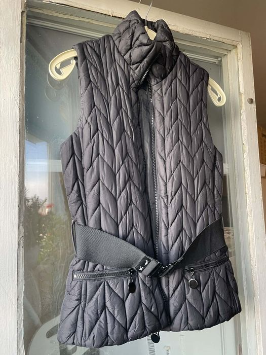 Дамски елегантен черен елек