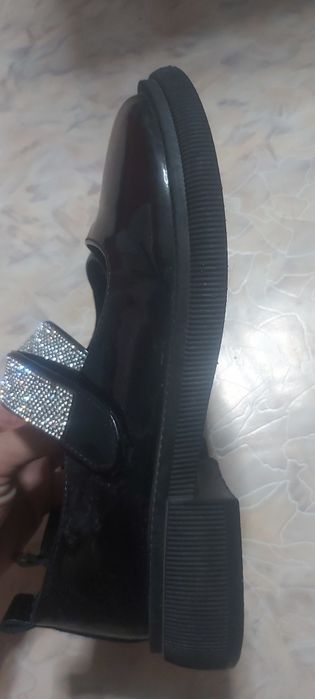 Туфли школьные на девочку 38р