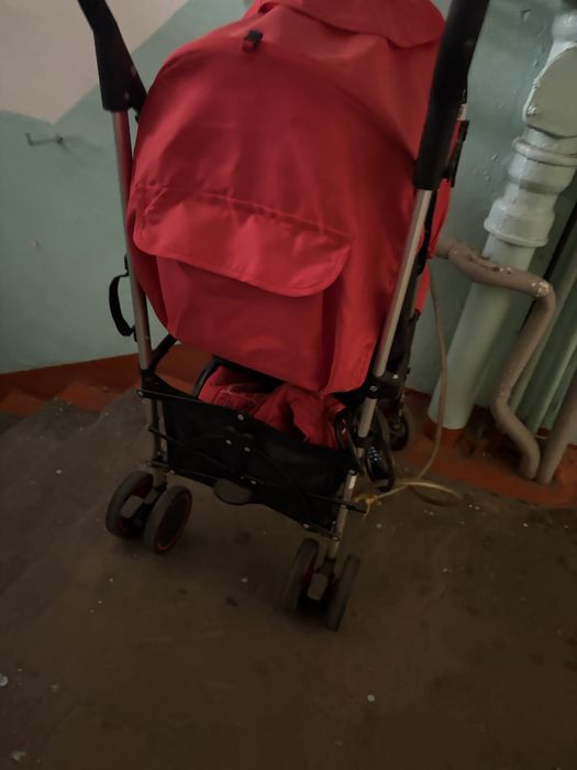 Продам коляску прогулочную