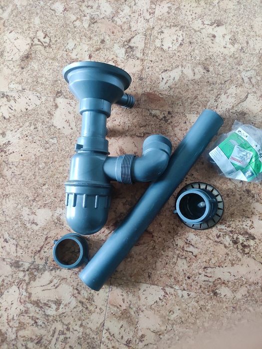 Сифон за мивка с цедка