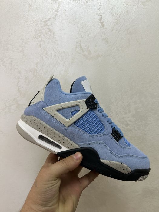 Jordan 4 University Blue