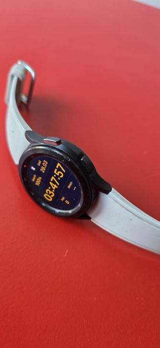 Samsung Galaxy Watch4 Classic 42mm (SM-R880),