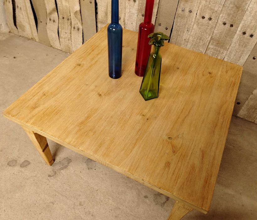 Masuta veche designer ANNA FLOTOTTO, stil Mid Century, din lemn masiv