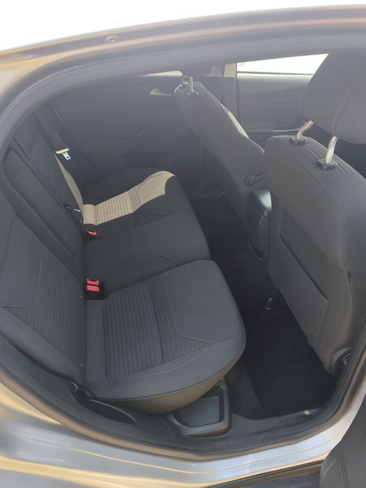 Ford focus 2017 benzina