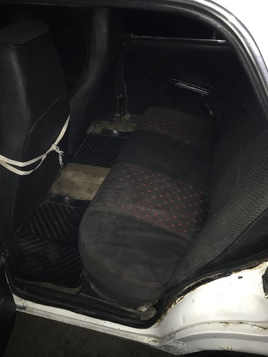 Холати яхши турган мошина