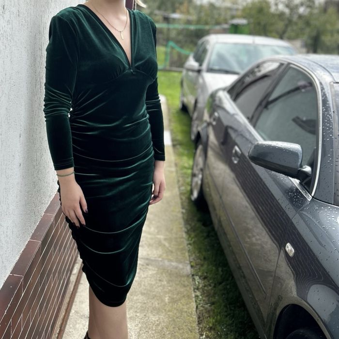 Vand rochie catifea verde