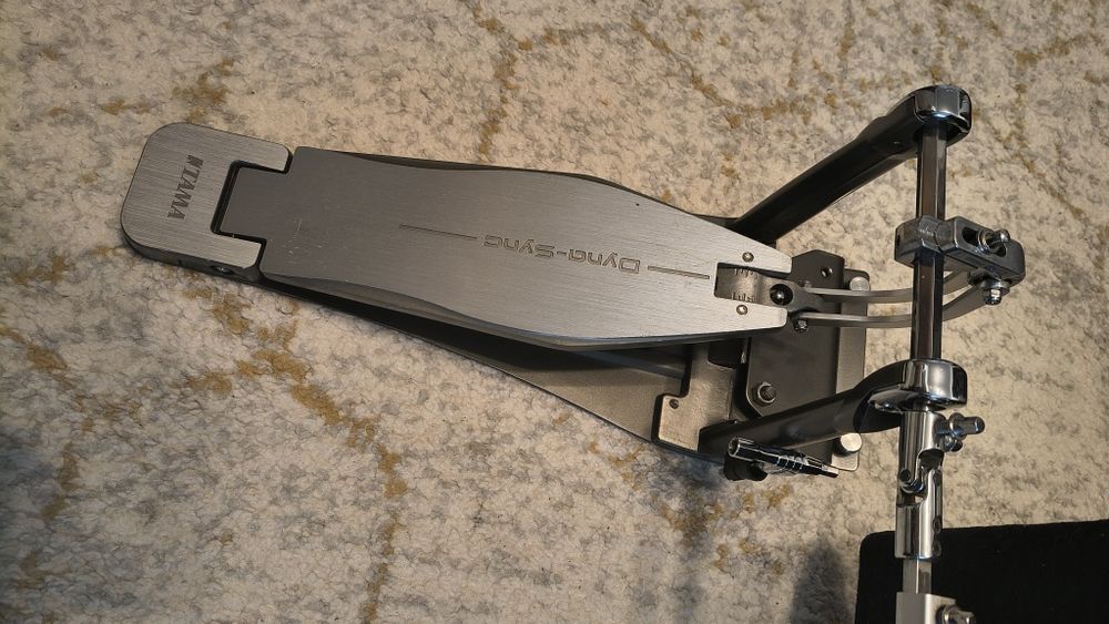 Tama Dyna-Sync Pedala Dubla