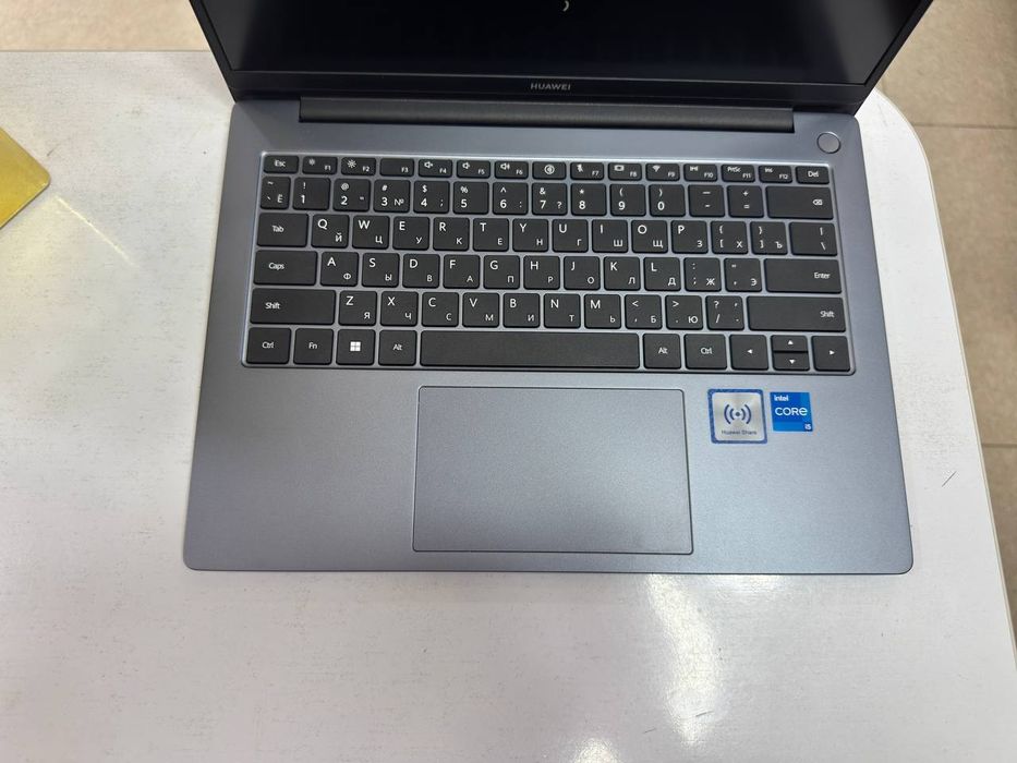 Huawei core i5-12450H DDR5 16/512 SSD holati ideal