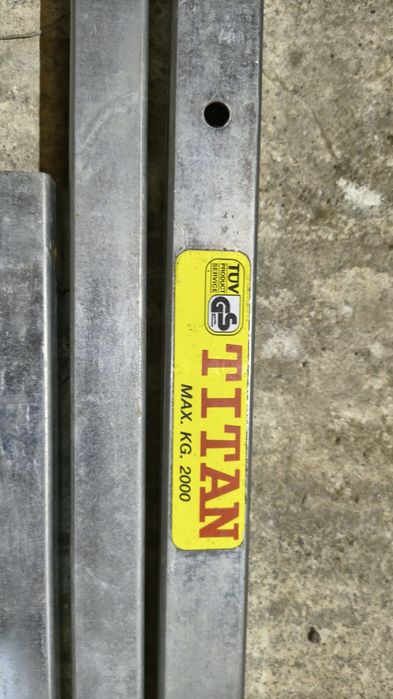 Bară tractare demontabilă