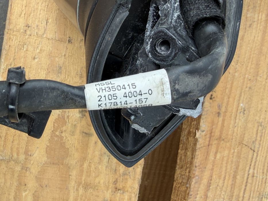 Комплект огледала AUDI A4 S4 RS4 B9 VH350415