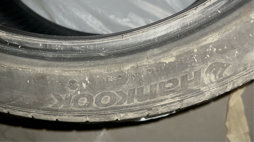 Комплект летних шин 235/40/R18