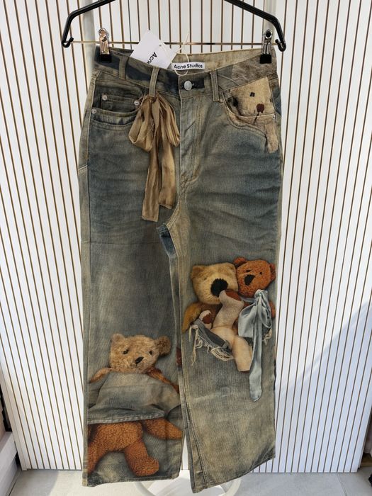 Нови дамски дънки Acne Studio