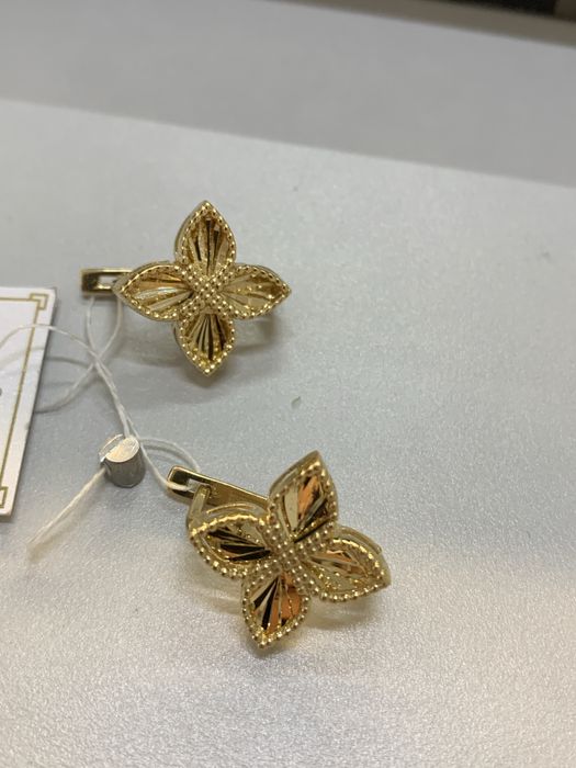 Золото серьги г.Астана