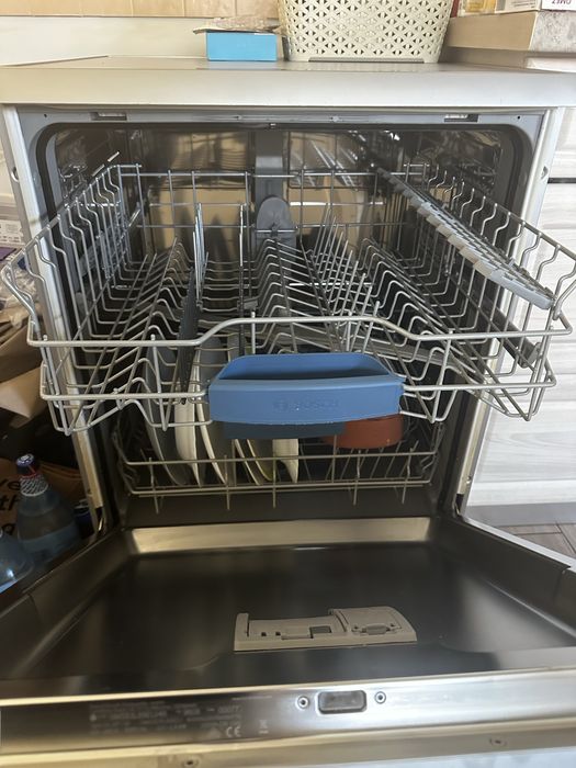 Vand masina de spalat vase Bosh clasa A++ , 60 cm , independenta