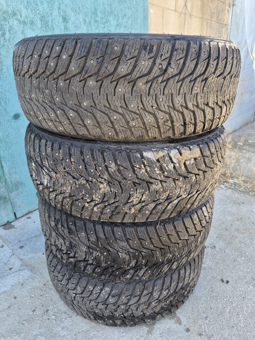 Продам зимние шины GOODRIDE