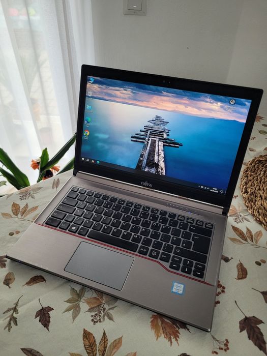 Laptop Fujitsu Lifebook E746 intel i7 gen 6 ssd