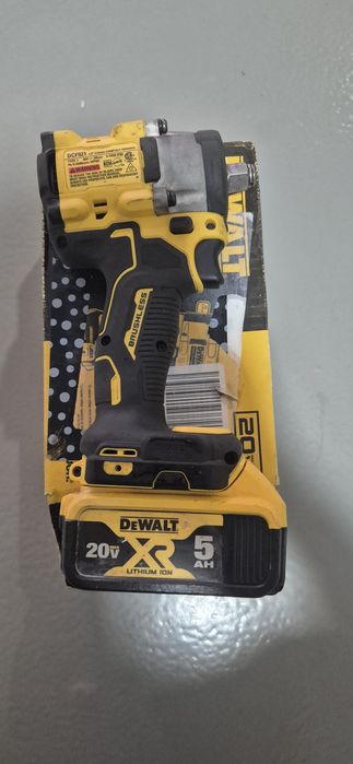 Гайковерт Dewalt DCF921