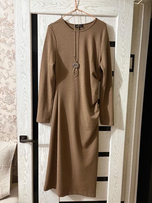 Продам срочно платья