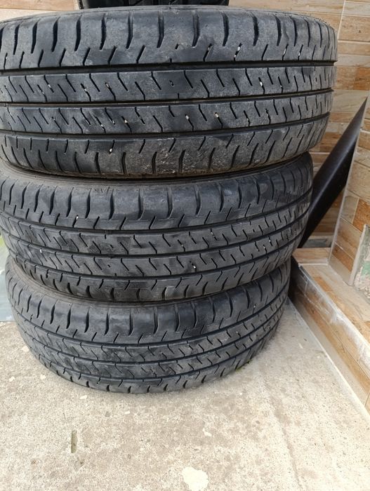 Гуми 195/60/16С летни