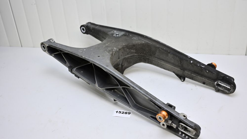 Bascula Spate KTM Duke 125 2017 - 2023