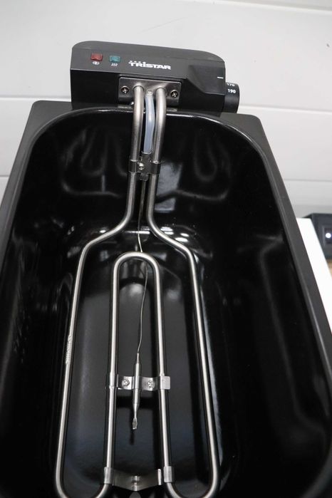 Фритюрник Tristar, 3л, термостат до 190°C, FR-9327