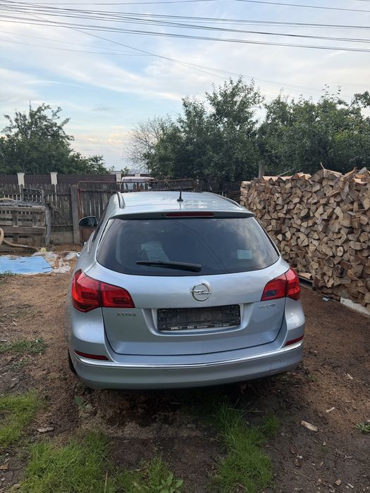 Vand opel astra J 1.6 cdti 2015 E6