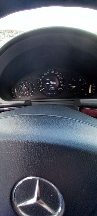 Vinzare Mercedes w211