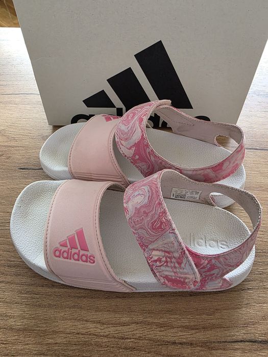 Детски сандали adidas ADILETTE. Светло розови