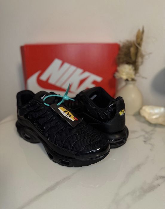Vand Nike TN triple black