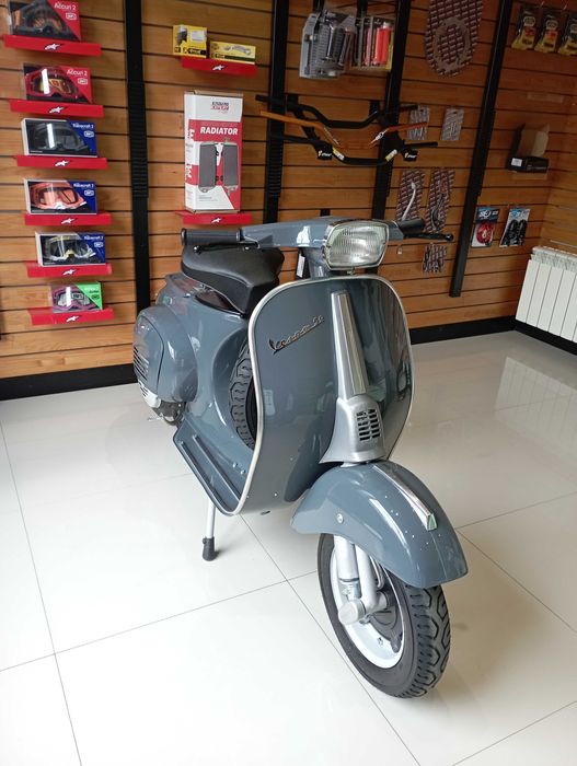 Vespa 50 Special 1982 restaurata complet si conversie la 125cc VMC